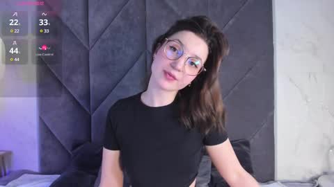 Snapshot of jane_pearl chatting on 11, 3, 2025 Jane online show from 11, 3, 2025