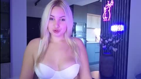 Snapshot of janemiss chatting on 17, 10, 2025 Jane online show from 17, 10, 2025