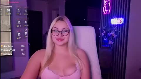 Snapshot of janemiss chatting on 24, 11, 2025 Jane online show from 24, 11, 2025