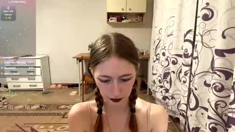 Snapshot of janenegearhart chatting on 22, 6, 2026 Kate online show from 22, 6, 2026