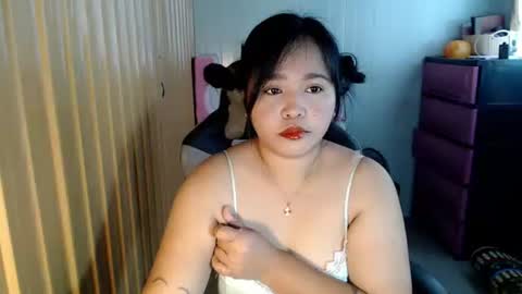 janicaslut_18 online show from 1, 4, 2026