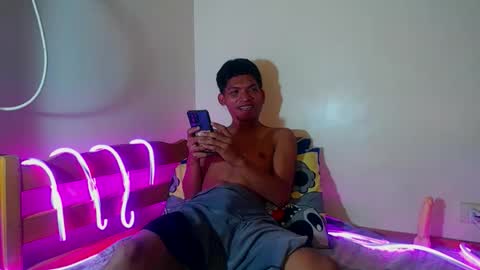 janlloyd04 online show from 18, 9, 2025