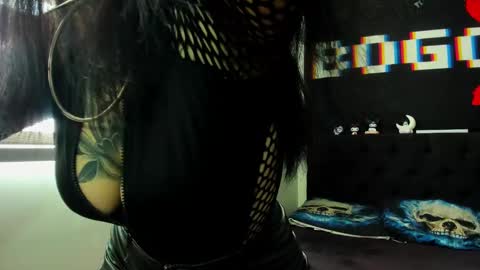 Snapshot of janna_ink chatting on 26, 2, 2025      online show from 26, 2, 2025