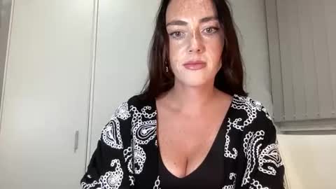 Snapshot of janorisse chatting on 28, 3, 2026 janorisse online show from 28, 3, 2026