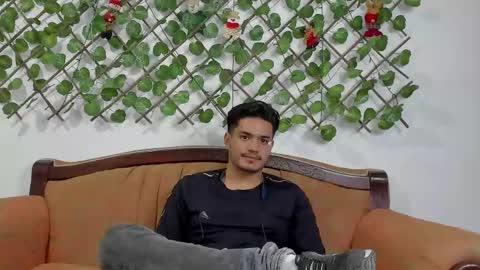 Snapshot of janus_m chatting on 13, 12, 2024 janus_m online show from 13, 12, 2024