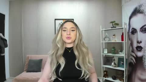 JaquelinLaurent online show from 19, 3, 2026