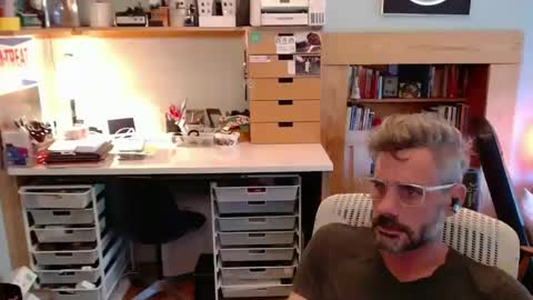 Snapshot of jareth_returns chatting on 16, 9, 2025 jareth_returns online show from 16, 9, 2025