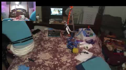 Savanah Taylor online show from 21, 12, 2025