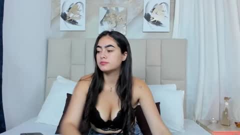 Snapshot of jaslyn__smith chatting on 11, 12, 2024 Jaslyn online show from 11, 12, 2024
