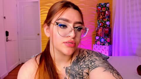 Snapshot of jasmiinevans chatting on 19, 12, 2024 Jasmin Evans online show from 19, 12, 2024