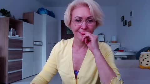 Jasmin room for people 40 online show from 16, 4, 2026