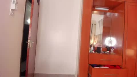 Snapshot of jasmin_melons chatting on 27, 6, 2026 jasmin_melons online show from 27, 6, 2026