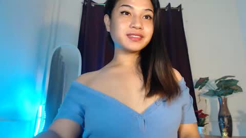 Snapshot of jasmine_arousal chatting on 5, 11, 2025 JASMINE online show from 5, 11, 2025