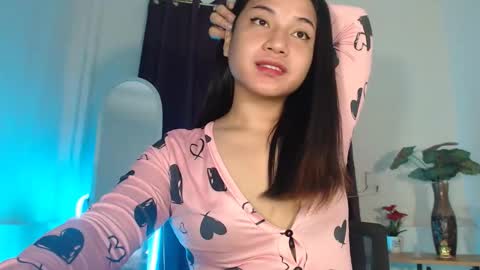 Snapshot of jasmine_arousal chatting on 14, 11, 2025 JASMINE online show from 14, 11, 2025