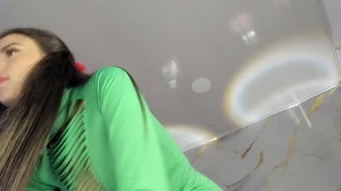 Snapshot of jasmine_hyper_1 chatting on 16, 12, 2024 Jas online show from 16, 12, 2024