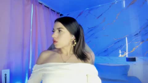 Snapshot of jasmine_hyper_1 chatting on 4, 2, 2025 Jas online show from 4, 2, 2025