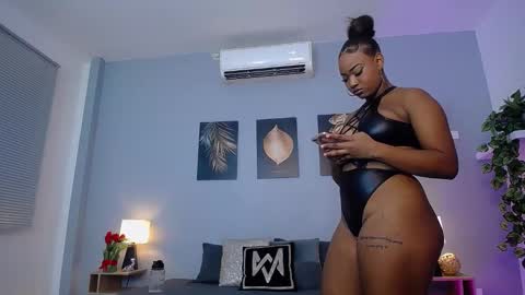 Instagram jasminecampbell1  online show from 13, 12, 2024