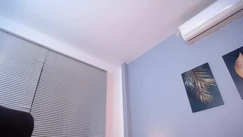 Instagram jasminecampbell1  online show from 24, 1, 2025