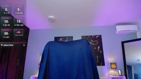 Instagram jasminecampbell1  online show from 11, 10, 2025