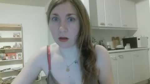 JasmineGlamour online show from 22, 4, 2026