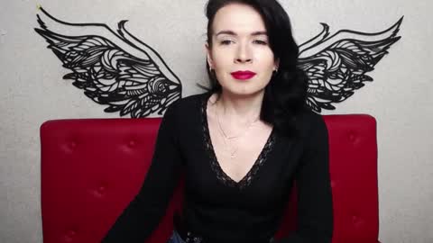 Snapshot of jasminekouch chatting on 4, 2, 2025 JasmineKouch online show from 4, 2, 2025