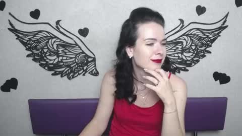 Snapshot of jasminekouch chatting on 7, 10, 2025 JasmineKouch online show from 7, 10, 2025