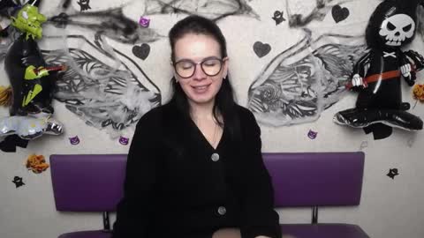Snapshot of jasminekouch chatting on 18, 10, 2025 JasmineKouch online show from 18, 10, 2025