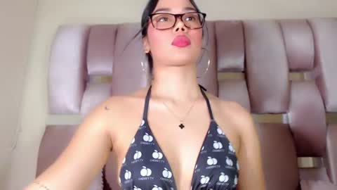 Jazmin online show from 31, 7, 2026