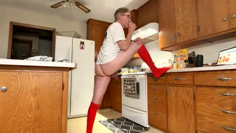 Snapshot of jasonlake1 chatting on 16, 2, 2026 Eric2900 online show from 16, 2, 2026