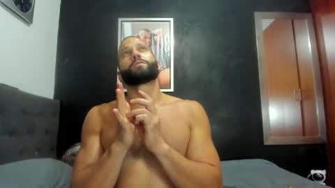 Snapshot of jasonmartiinez chatting on 5, 11, 2025 online show from 5, 11, 2025