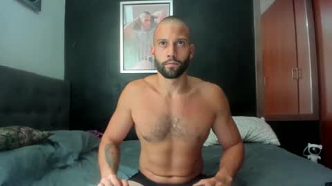 Snapshot of jasonmartiinez chatting on 8, 11, 2025 online show from 8, 11, 2025