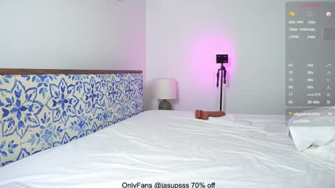 Alex and Max beard online show from 20, 12, 2024