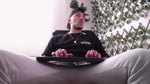 Snapshot of jasson_king01 chatting on 17, 2, 2025 JKing online show from 17, 2, 2025