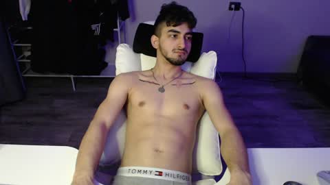 Jastin online show from 8, 1, 2025