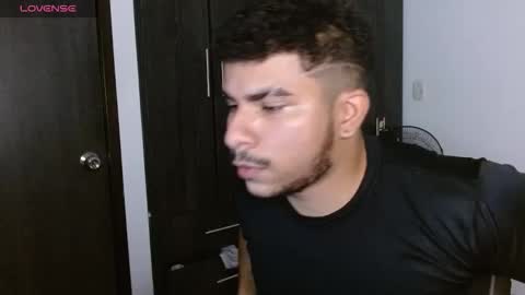 Snapshot of javier_hot27_ chatting on 1, 2, 2026 Javier Herrera online show from 1, 2, 2026