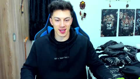 Snapshot of javiersexymann chatting on 9, 12, 2024 Javier online show from 9, 12, 2024