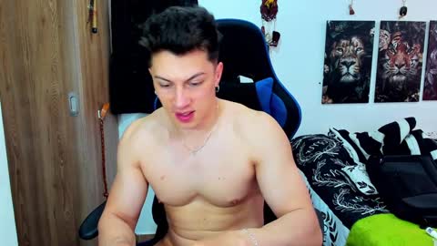 Snapshot of javiersexymann chatting on 9, 12, 2024 Javier online show from 9, 12, 2024