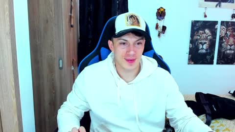 Snapshot of javiersexymann chatting on 16, 12, 2024 Javier online show from 16, 12, 2024