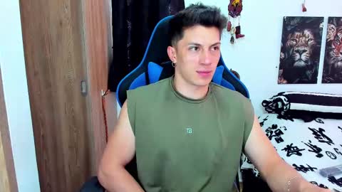 Snapshot of javiersexymann chatting on 11, 2, 2025 Javier online show from 11, 2, 2025