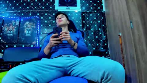 Snapshot of javiersexymann chatting on 17, 9, 2025 Javier online show from 17, 9, 2025