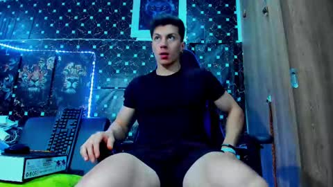 Snapshot of javiersexymann chatting on 6, 10, 2025 Javier online show from 6, 10, 2025