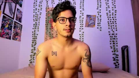 Snapshot of jaxjinx_ chatting on 15, 4, 2026 Jax and Jinx online show from 15, 4, 2026