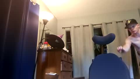 Snapshot of jaybrik92 chatting on 26, 6, 2026 Jlio Delgauto online show from 26, 6, 2026