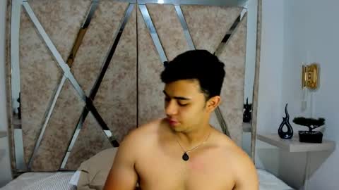 jayd_muscle online show from 25, 10, 2025