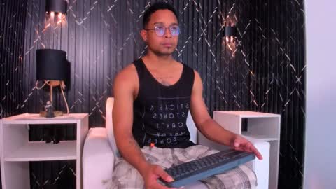 Jayden Morris online show from 8, 11, 2025