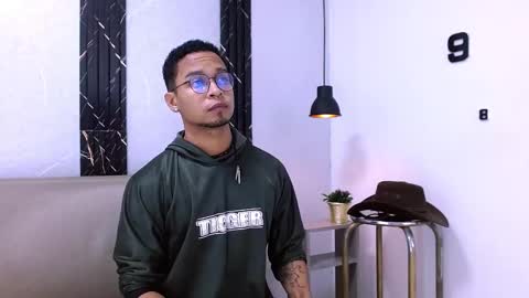 Jayden Morris online show from 19, 11, 2025