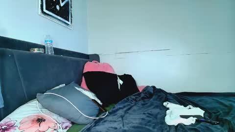 Naomiruty online show from 9, 1, 2026