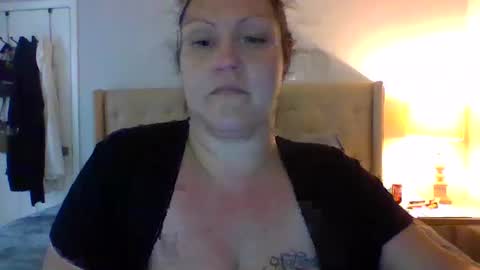 Snapshot of jayisher chatting on 4, 5, 2026 Jay is HER online show from 4, 5, 2026
