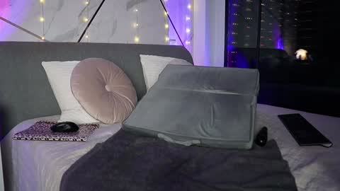 Snapshot of jayjaypink_ chatting on 28, 12, 2024 JayJayPink online show from 28, 12, 2024