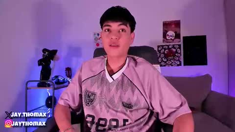 Snapshot of jaythomax chatting on 21, 2, 2025 jaythomax online show from 21, 2, 2025